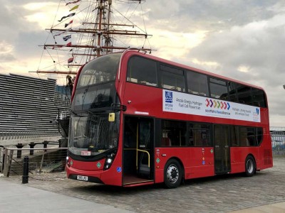 Et si les bus à l'impériale anglais roulaient à l'hydrogène ?