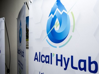 Avec Alcal'Hylab, le CNRS et Michelin accélèrent la recherche sur l'hydrogène vert