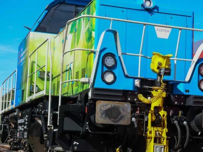 Du diesel &agrave; l'hydrog&egrave;ne : Alstom lance sa locomotive de manœuvre r&eacute;trofit&eacute;e