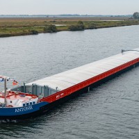 La barge à hydrogène Antonie boucle ses premiers tests !