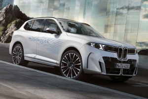 R&eacute;servoirs plats, 750 km d'autonomie... BMW d&eacute;voile les dessous de son futur iX5 &agrave; hydrog&egrave;ne