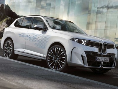 R&eacute;servoirs plats, 750 km d'autonomie... BMW d&eacute;voile les dessous de son futur iX5 &agrave; hydrog&egrave;ne