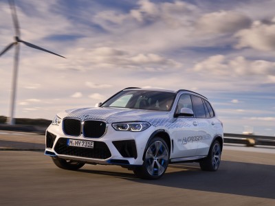 BMW iX5 : le SUV à hydrogène franchit un nouveau cap