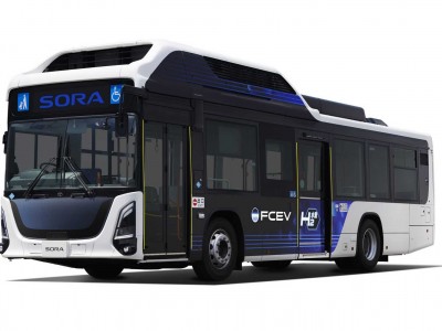 Moins d'&eacute;nergie embarqu&eacute;e, plus d'autonomie... Toyota lance son nouveau bus &agrave; hydrog&egrave;ne