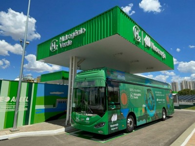 Au Br&eacute;sil, ce bus touristique carbure &agrave; l'hydrog&egrave;ne vert