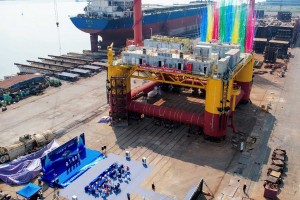 La Chine met &agrave; l'eau la premi&egrave;re plateforme semi-submersible de production d'hydrog&egrave;ne en mer