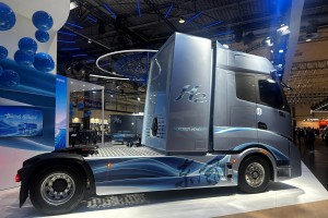 Pile &agrave; combustible, moteur hydrog&egrave;ne... le chinois Dongfeng lance son offensive sur le poids lourd en Europe
