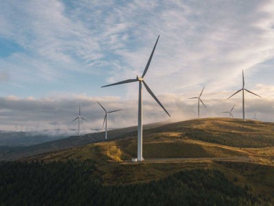 Hydrogène vert : EDF accélère au Canada