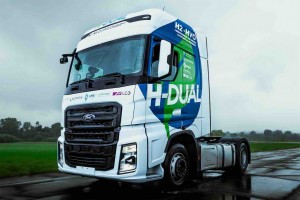 Hydrog&egrave;ne + HVO : ce projet italien promet 30 % de CO2 en moins pour les poids lourds