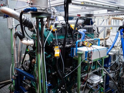 Moteur diesel converti &agrave; l'hydrog&egrave;ne : MAHLE valide une alternative cr&eacute;dible