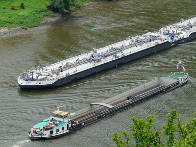 H2Ships : Bientôt des péniches à hydrogène sur la Seine ?