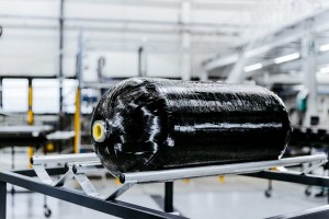 Hexagon Purus r&eacute;duit la voilure en Chine