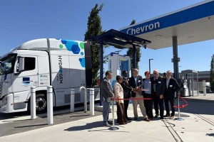 HTEC ouvre sa huiti&egrave;me station hydrog&egrave;ne pour poids lourds au Canada