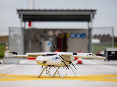 A hydrog&egrave;ne liquide, le drone HYDRA-II vient de franchir une &eacute;tape cl&eacute; sur un v&eacute;ritable a&eacute;roport