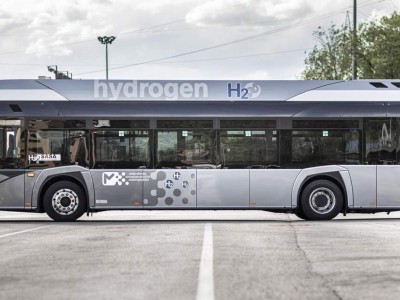 De l'hydrogène vert pour les futurs bus à pile à combustible de Madrid