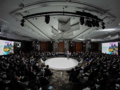 &laquo; L'industrie de l'hydrog&egrave;ne se trouve &agrave; un tournant d&eacute;cisif &raquo; : un appel mondial &agrave; industrialiser la fili&egrave;re au plus vite