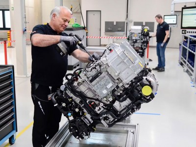 Hydrogène : malgré de gros retards, la co-entreprise de Volvo et Daimler franchit une nouvelle étape