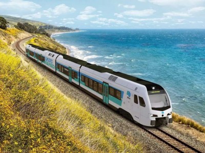 Six nouveaux trains à hydrogène pour la Californie