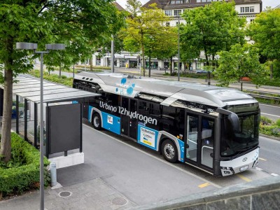 Francfort élargit sa flotte de bus à hydrogène