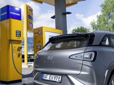 La voiture à hydrogène lutte pour sa survie