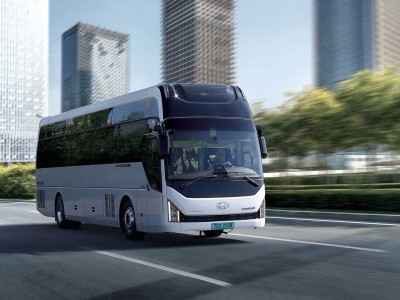 Autonomie record pour le nouvel autocar à hydrogène de Hyundai