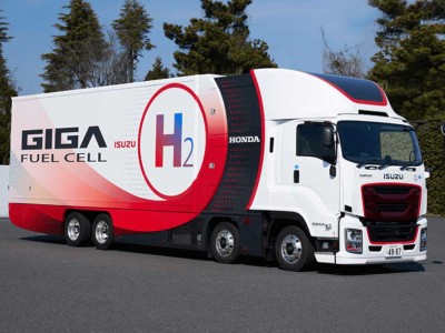 Le futur camion à hydrogène d'Isuzu roulera avec une pile Honda