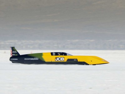 592,8 km/h avec un moteur &agrave; hydrog&egrave;ne : avec l'Hydromax, JCB bat un record vieux de 16 ans