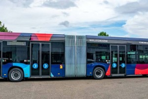 Le Mans accueille son nouveau bus articulé à hydrogène