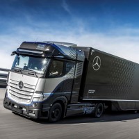 A hydrog&egrave;ne liquide, le Mercedes GenH2 d&eacute;butera ses premiers tests clients en 2024