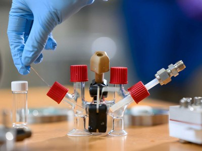 Une pile à combustible au sodium pour remplacer les batteries lithium-ion ?