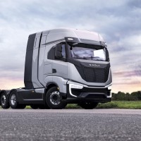 Camion hydrog&egrave;ne : le Nikola Tre FCEV arrivera en Europe en 2024
