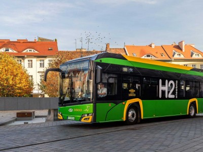 Pologne : des défauts techniques forcent l'arrêt des bus hydrogène de Solaris