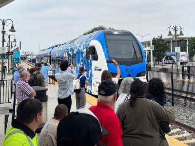 La Californie met en service le premier train régional à hydrogène d'Amérique du Nord