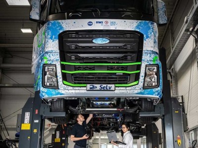1000 km d'autonomie : ce kit &eacute;lectrique &agrave; prolongateur hydrog&egrave;ne est pr&ecirc;t &agrave; convertir les poids lourds diesel