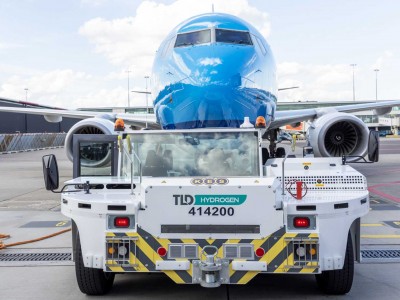 Remorquer un avion avec de l'hydrog&egrave;ne ? C'est fait &agrave; Amsterdam-Schiphol !