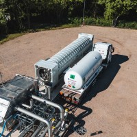 Hydrog&egrave;ne maritime : ce r&eacute;servoir interchangeable veut supprimer le casse-t&ecirc;te du ravitaillement dans les ports