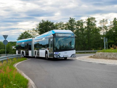 Urbino 18 : Solaris dévoile son bus articulé à hydrogène