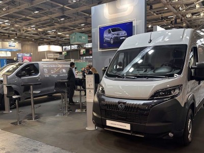 Stellantis expose ses utilitaires à hydrogène à Hyvolution 2025