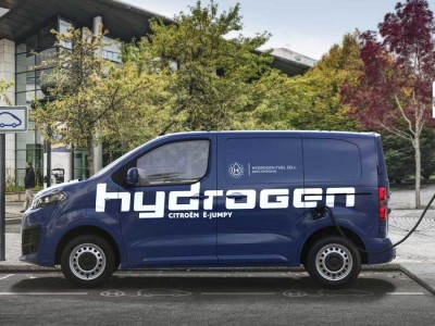 Stellantis stoppe l'hydrog&egrave;ne : fin des utilitaires H2 et retrait de Symbio