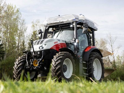 STEYR FCTRAC : ce tracteur à hydrogène carbure à la biomasse