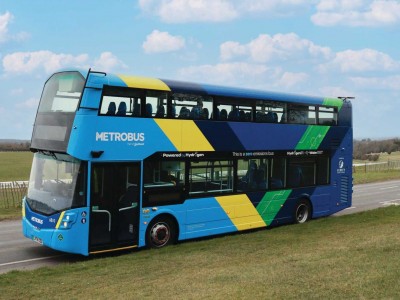 Surrey d&eacute;ploie la plus grosse flotte de bus hydrog&egrave;ne du Royaume-Uni