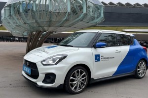 Avec sa Swift &agrave; hydrog&egrave;ne, Suzuki prouve que le moteur thermique peut encore survivre