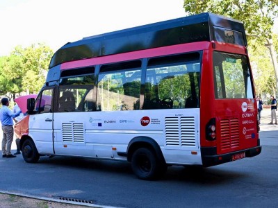 Converti &agrave; l'hydrog&egrave;ne, cet ancien minibus diesel est test&eacute; &agrave; Barcelone