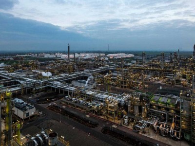 TotalEnergies mise sur l'hydrogène vert pour décarboner sa raffinerie de Leuna