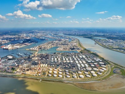Hydrogène vert : TotalEnergies s'associe à Air Liquide pour décarboner ses raffineries d'Europe du Nord