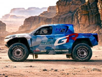 Toyota pr&eacute;pare un Hilux &agrave; hydrog&egrave;ne pour le Dakar 2027 : voici &agrave; quoi il ressemblera