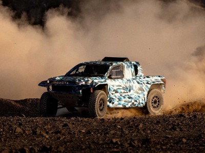 Le Toyota Hilux &agrave; hydrog&egrave;ne participera au rallye Dakar 2027