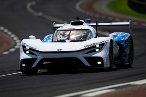 24 Heures du Mans en images : l'impressionnante Hypercar &agrave; hydrog&egrave;ne liquide de Toyota prend la piste