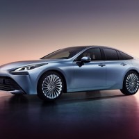Voiture &agrave; hydrog&egrave;ne : la nouvelle Toyota Mirai en approche