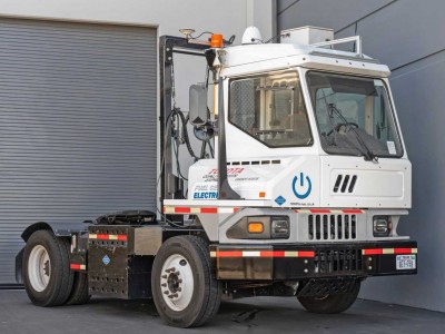 Tracteur portuaire à hydrogène : Toyota va poursuivre ses développements